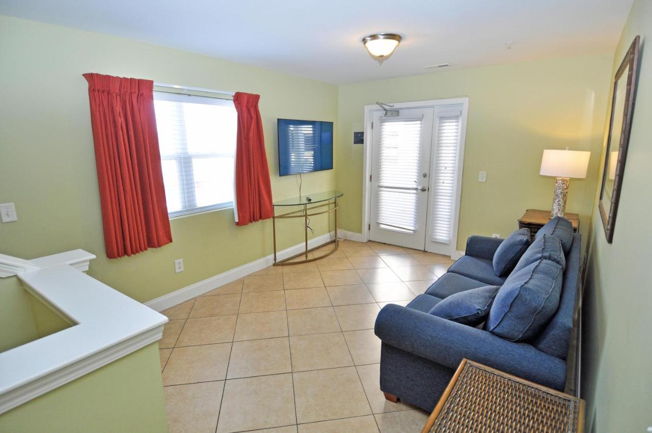 Stunning 8 Bedroom New Updates, Walk To Beach Bars, Main Street Myrtle Beach Extérieur photo